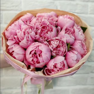 Букет из розовых пионов «Фламинго»