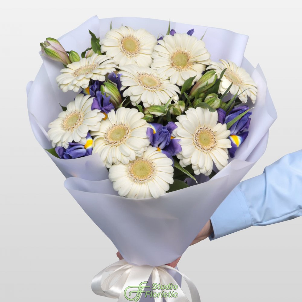 Букет из Ирисов, Альстромерий и Гермини «Храброе сердце» Букет из Ирисов, Альстромерий и Гермини «Храброе сердце»