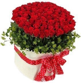 Композиция из красных Роз в корзине «Императрице»