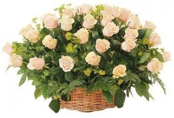 Композиция из Роз в корзине «Всё для Вас»