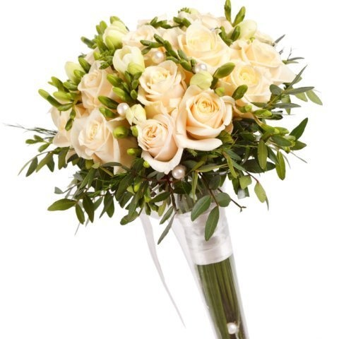 Букет из Роз и Фрезий «Чистая душа»