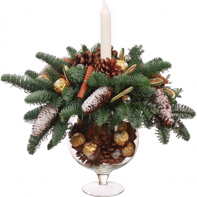 Новогодняя композиция со свечой из Ели в бокале «Шишкин лес»