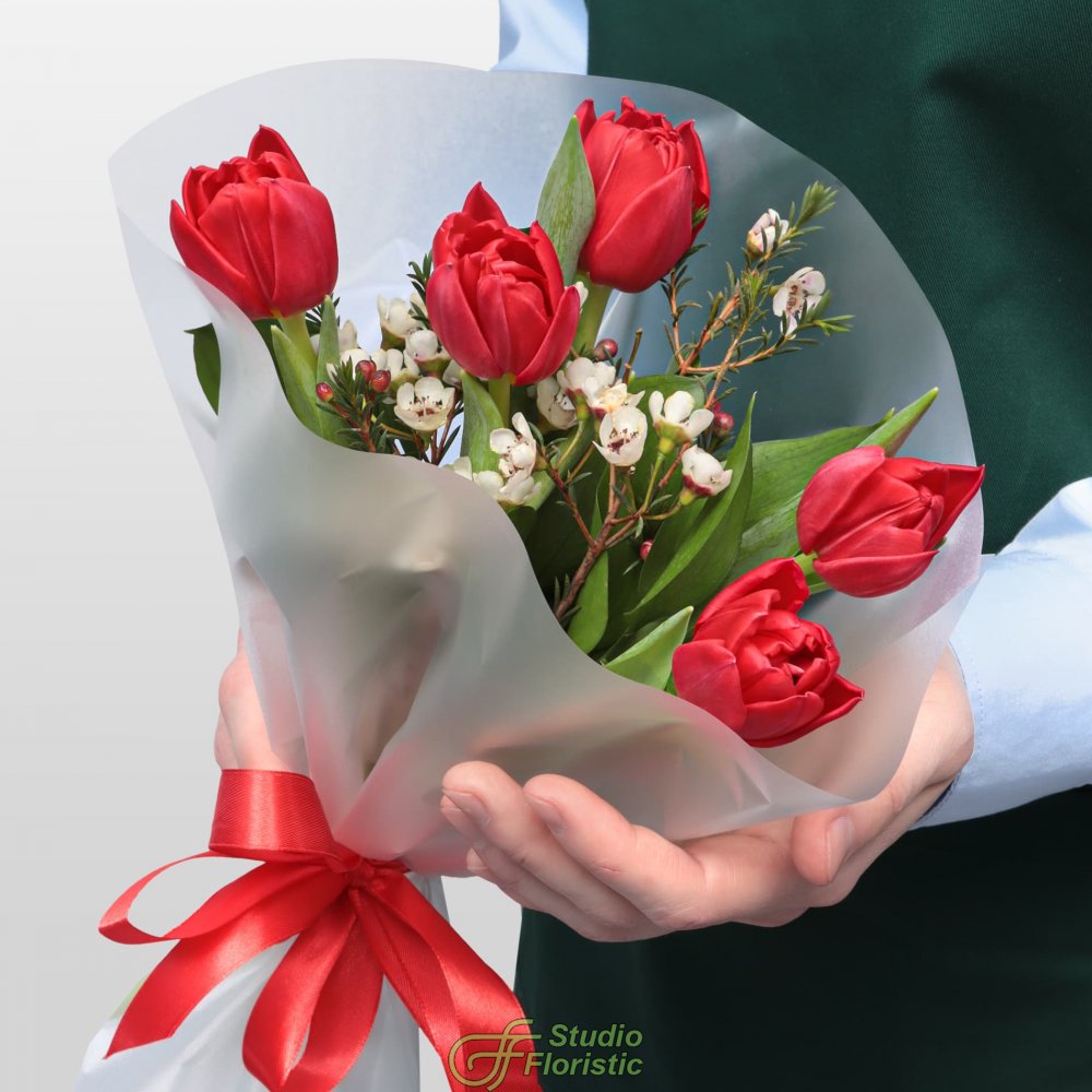 Букет из Тюльпанов и Хамелациума «Метрополь» Букет из Тюльпанов и Хамелациума «Метрополь»