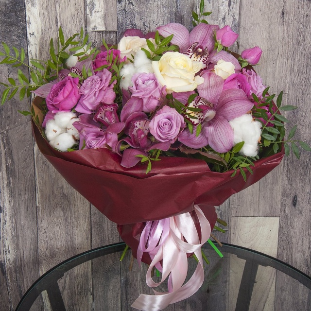 Букет из Орхидей и Роз «Афродита»