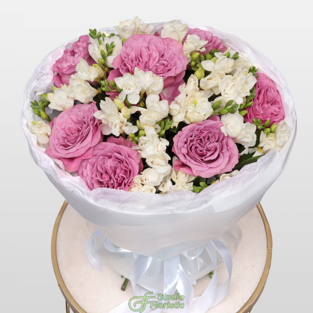 Букет из Роз и Фрезий «Весенние цветы» Букет из Роз и Фрезий «Весенние цветы»