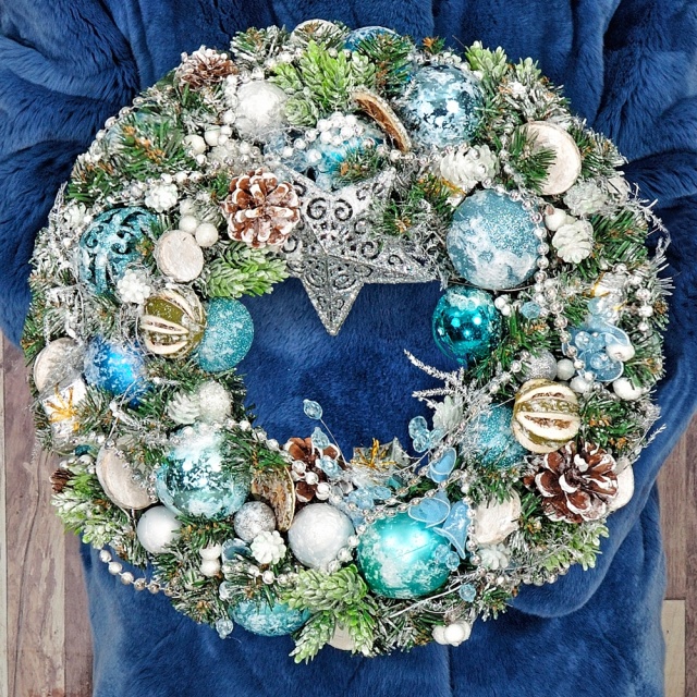 Новогодний венок «Сияние вечера»