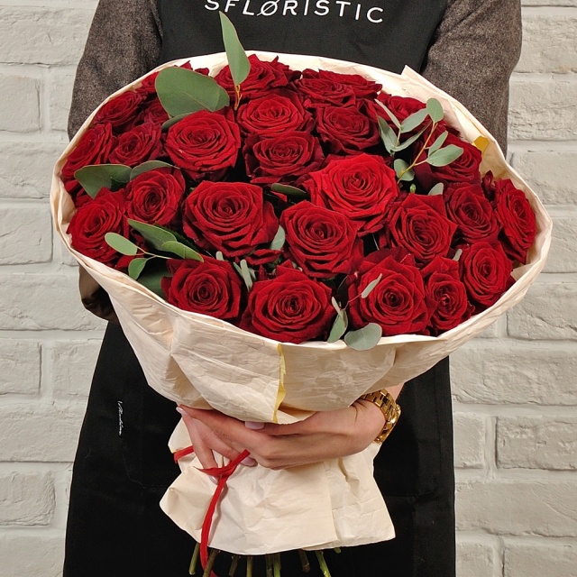 Букет из красных Роз 60 см «Искренность»