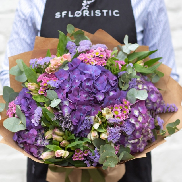 Букет из Гортензий и Альстромерий «Акварельные брызги»