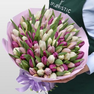 Букет из Тюльпанов «Нескучные тюльпаны»