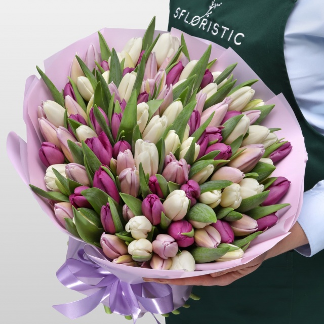 Букет из Тюльпанов «Нескучные тюльпаны»