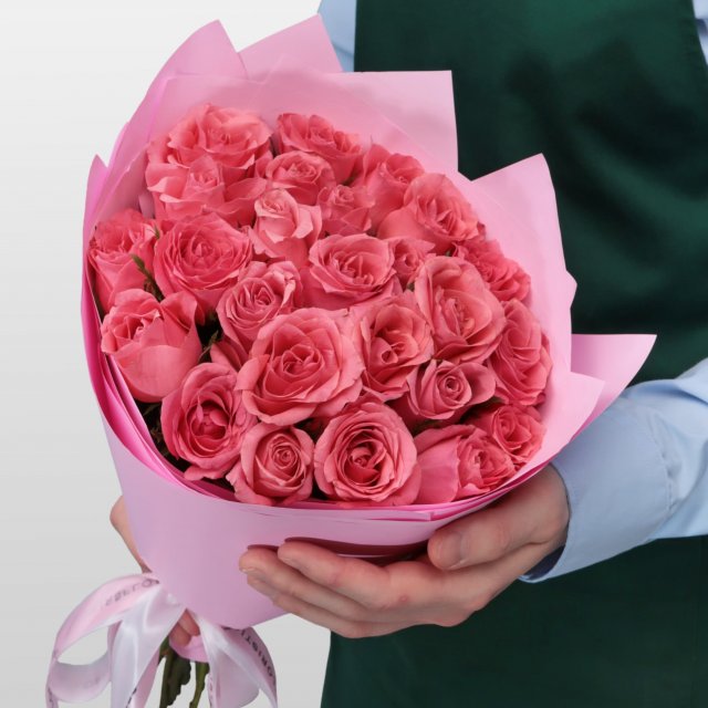 Букет из розовых Роз Кения 25 шт 40 см «Баблгам»