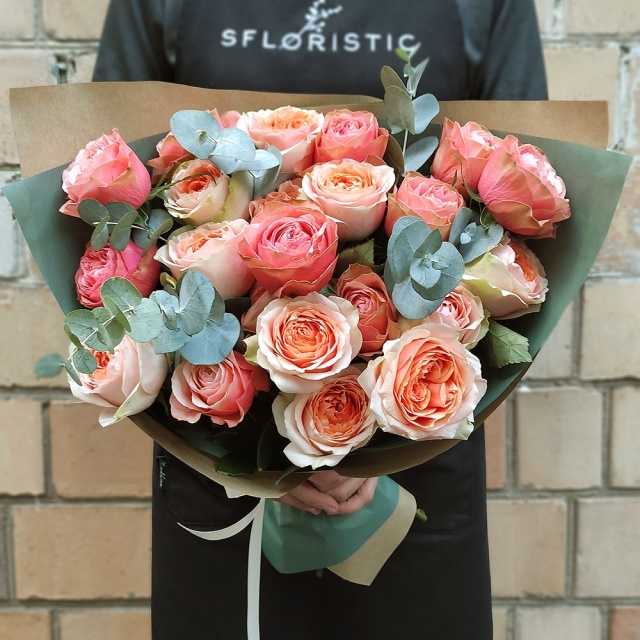 Букет из Пионовидных Роз «Кахала» 19 шт