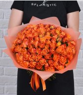 Роза Кения оранжевая 101шт 40 см