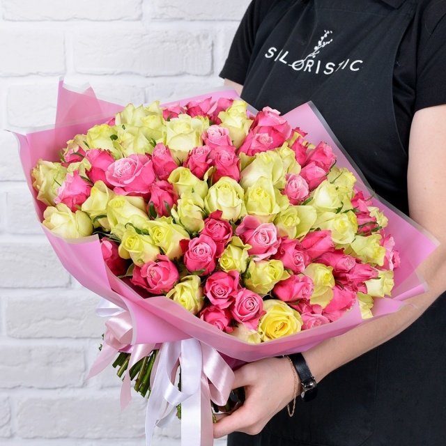 Роза Кения бело-розовый микс 101шт 40 см