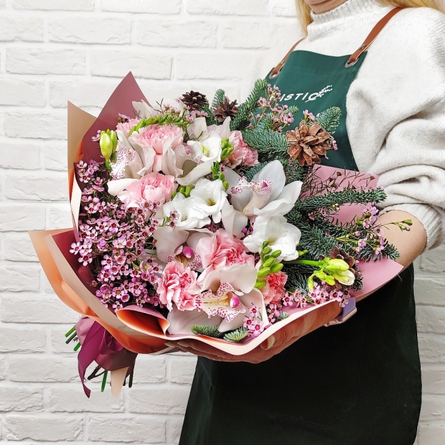 Новогодний букет Изящность