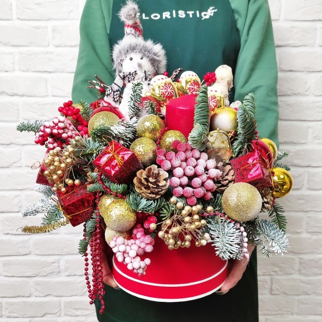 Новогодняя композиция Снегопад