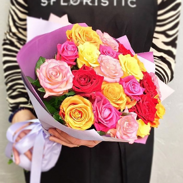 Букет из Роз «Краски праздника»