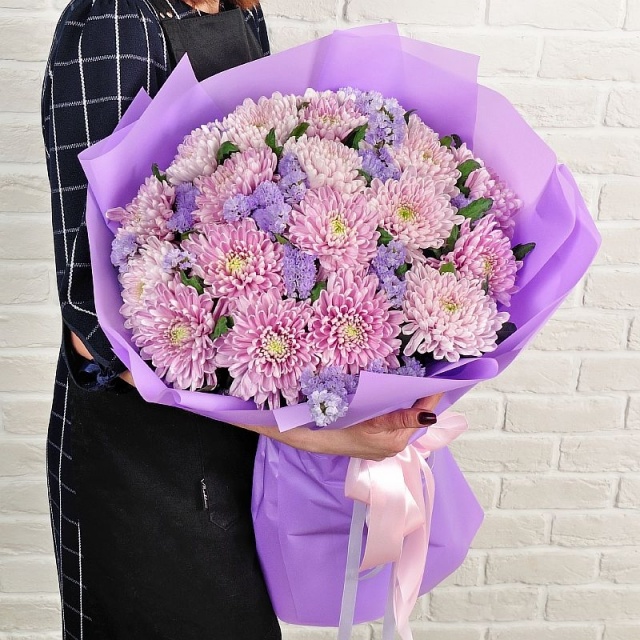 Букет из Розовых Хризантем «Лила»