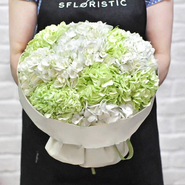 Букет из Гортензий «Эльза»