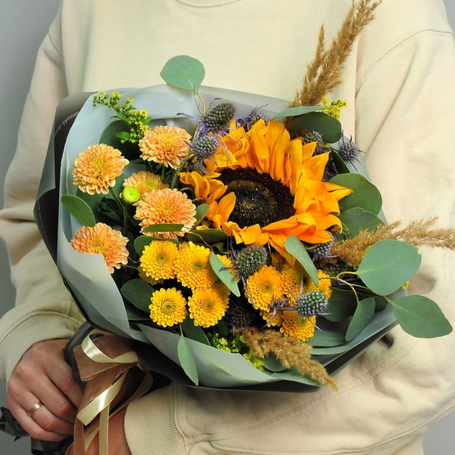 Букет из Подсолнуха и Хризантемы «Закат»