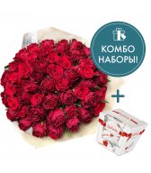 Букет из красных роз 51 шт с конфетами Raffaello