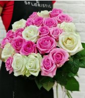 Букет из 25 роз Микс розово-белый под ленту 60 см