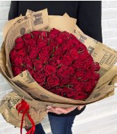 Букет из красной кенийской розы 101 шт «Роскошной»