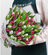 Букет из тюльпанов 51шт «Красочная весна»