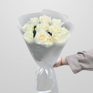 Букет белых Роз 11 шт 60 см «Белоснежная Красота»