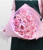 Букет из розовых Роз 19 шт 60 см «Рубин»