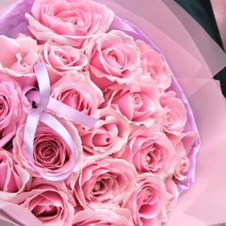 Букет из розовых Роз 19 шт 60 см «Рубин»