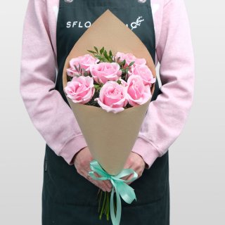 Букет розовых Роз 7 шт 60 см «Топаз»