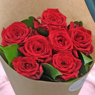 Букет из красных Роз 7 шт 60 см «Карнеол»