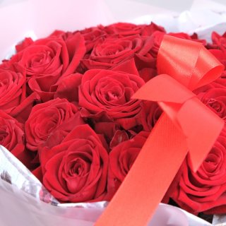 Букет из красных Роз 19 шт 60 см «Сокровище»