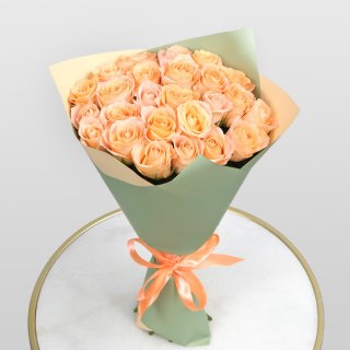 Букет из персиковых Роз 40 см 25 шт «Басилея»