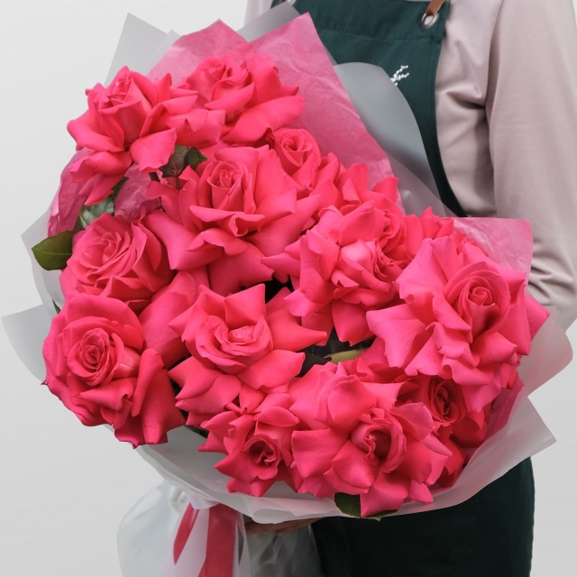 Букет из малиновых Роз «Флойд»