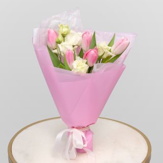 Букет из Тюльпанов и Эустомы «Розовая Эйфория»