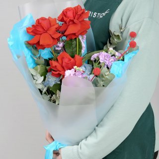 Букет из Роз, Маттиолы и Гортензии «Фея Цветов»