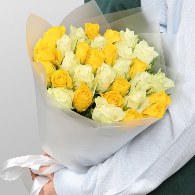 Букет Роз Кения 31 шт «Тепло солнечного дня»