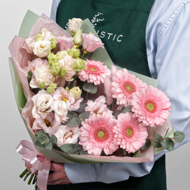 Букет из Лизиантуса и Гермини «Очарование момента»