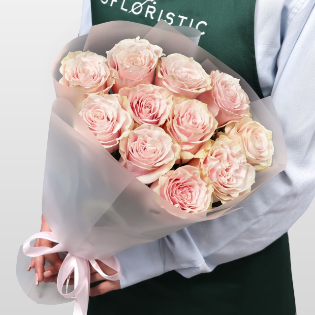 Букет Роз Эквадор 11 шт «Порхание чувств»