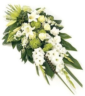 Букет из Гладиолусов, Роз и Хризантем «Белая печаль»