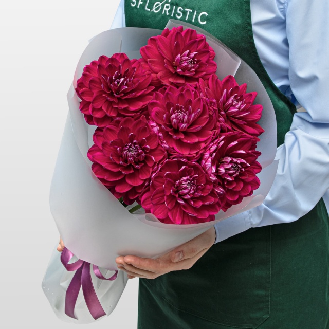 Букет из Георгин «Драгоценный Аметист»