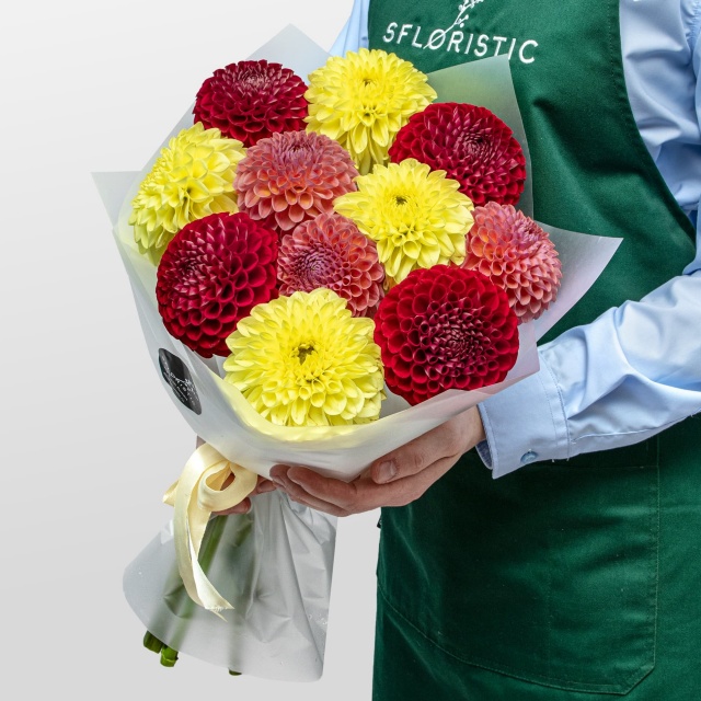 Букет из Георгин «Осенний Карнавал»