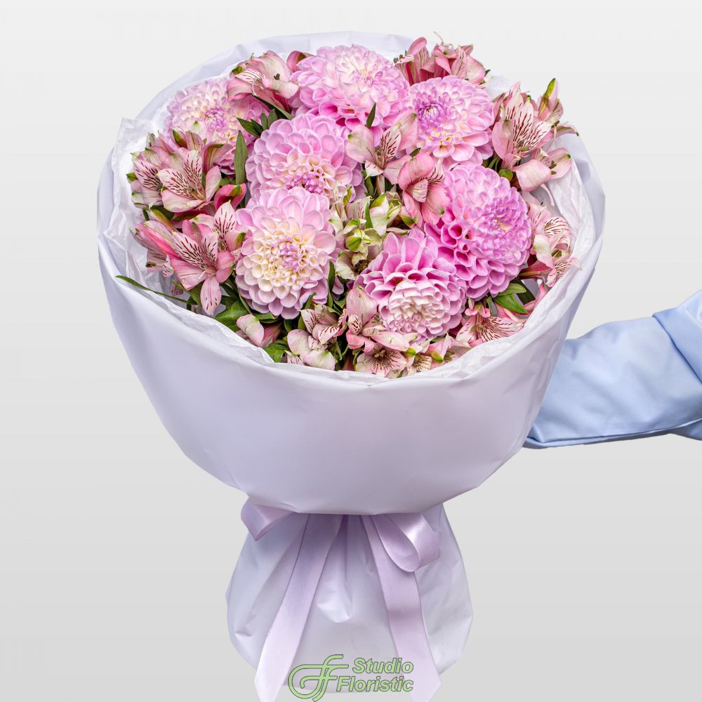 Букет из Георгин и Альстромерий «Пастельный Восторг» Букет из Георгин и Альстромерий «Пастельный Восторг»