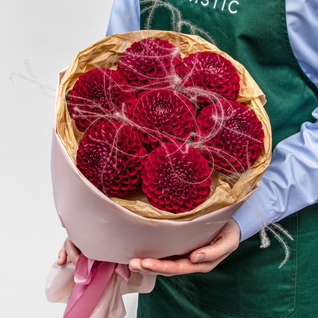 Букет из Георгин и Стифы «Королева Осени»