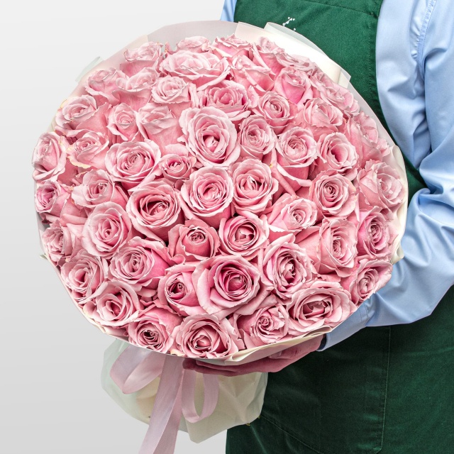 Букет из розовых Роз Россия 51 шт «Облако Нежности»