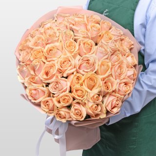 Букет из персиковых Роз Талея 51 шт «Королевский Кашемир» Букет из персиковых Роз Талея 51 шт «Королевский Кашемир»