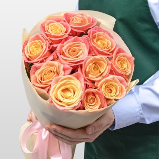 Букет из Роз Мисс Пигги 11 шт «Искреннее Тепло»