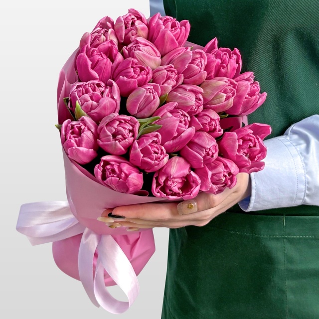 Букет розовых Пионовидных Тюльпанов 25 шт «Глубина Чувств»